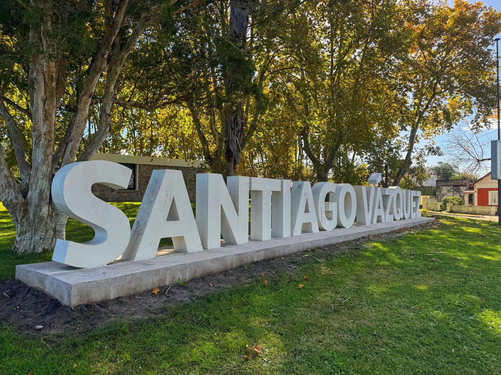 SANTIAGO VÁZQUEZ